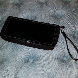 Fossil wristlet